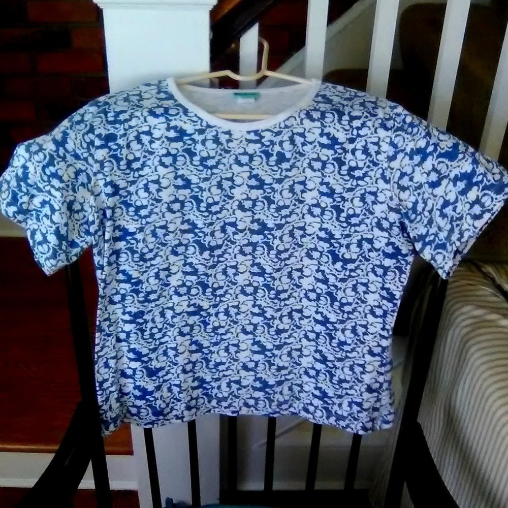 Blue & White T-Shirt/XL